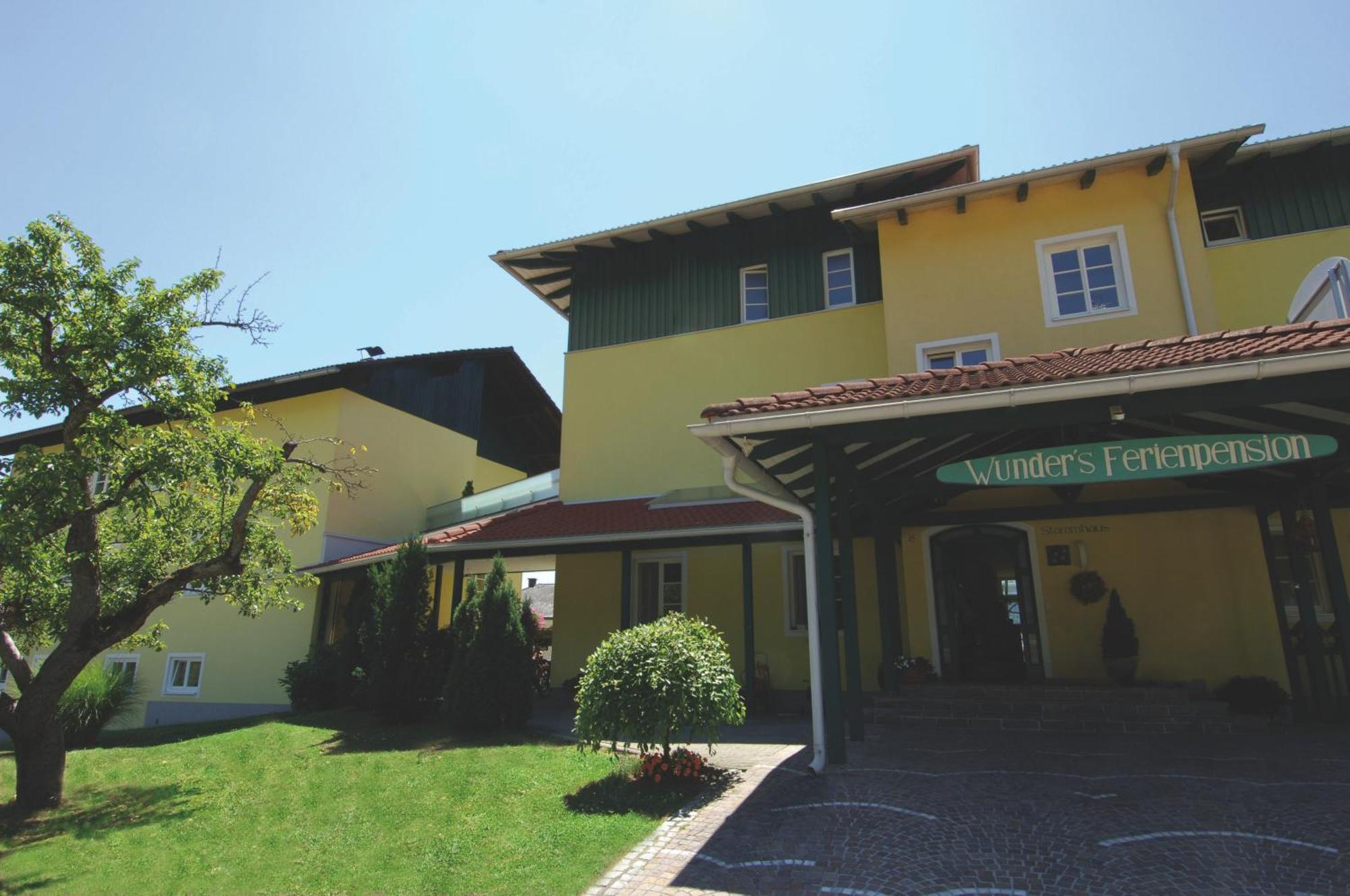 Die Wunder S Ferienpension Pörtschach am Wörthersee エクステリア 写真